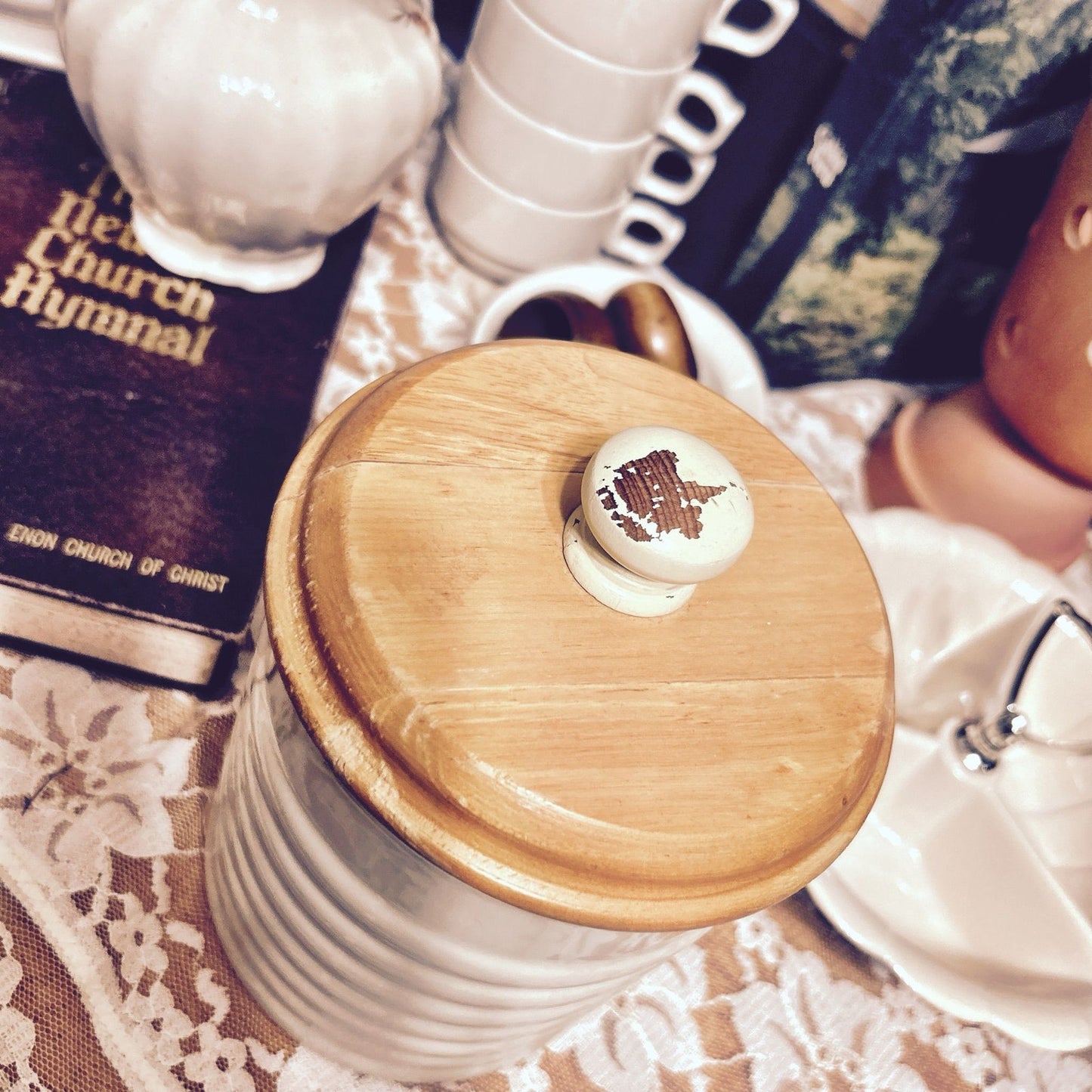 Furio Ceramic with Wood Lid