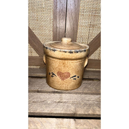 Vintage Ceramic Heart Pattern Crock Grandma Cottage Style
