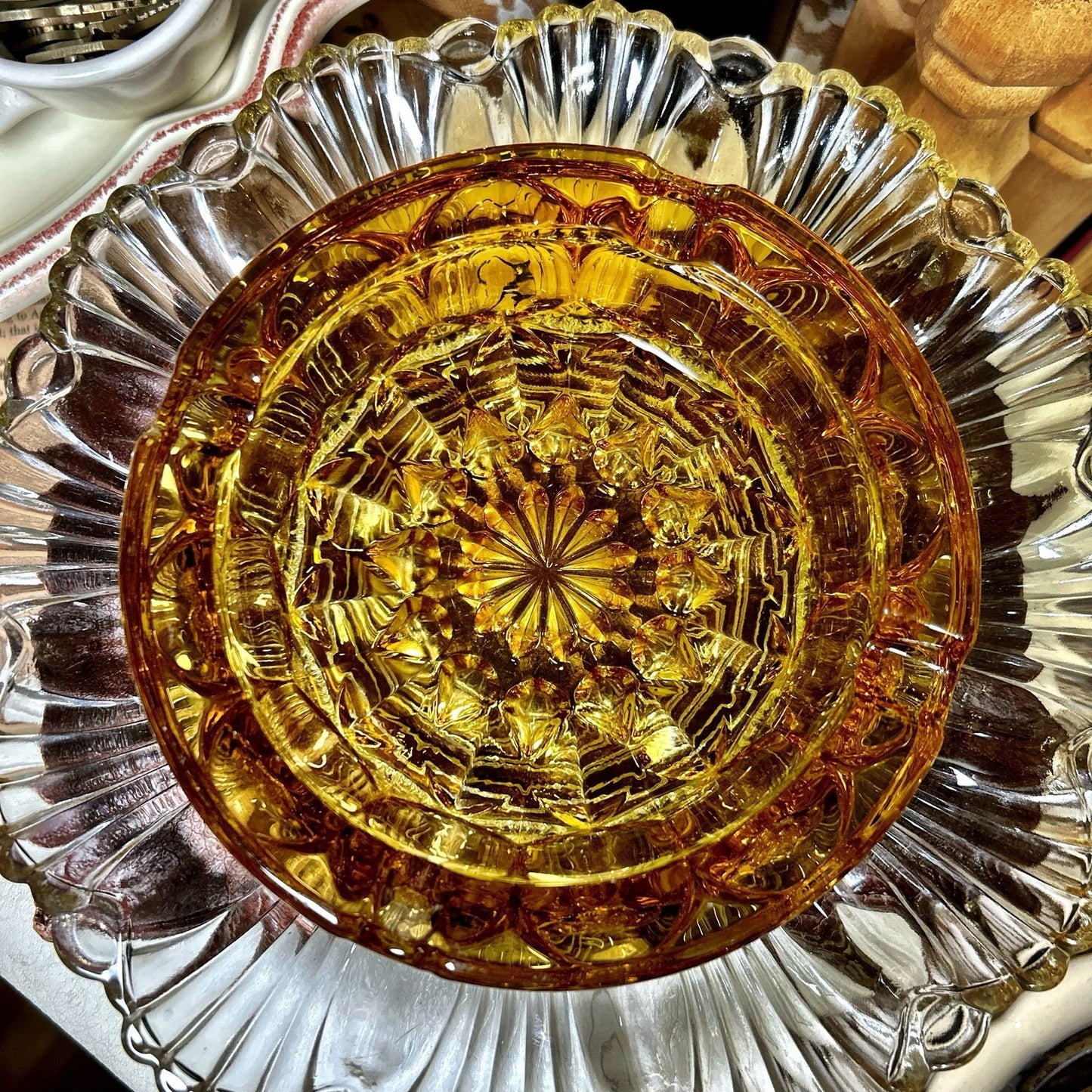 Vintage Anchor Hocking Fairfield Starburst Amber Glass Ashtray