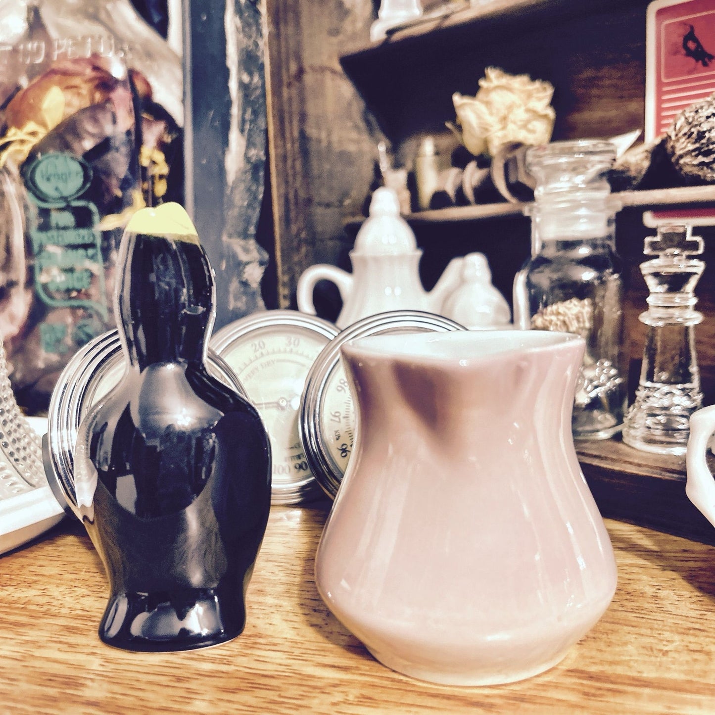 Creamer: Mauve & Cream  Color Shenango USA