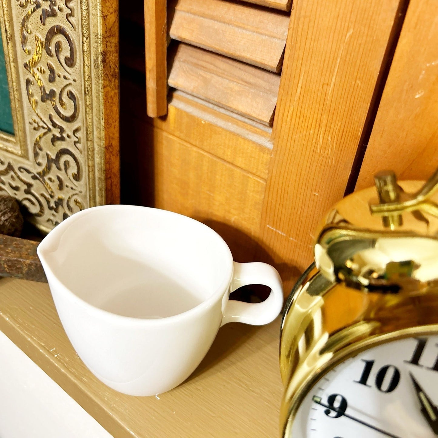 Creamer ( Starbucks Coffee Company 2004) Collectible