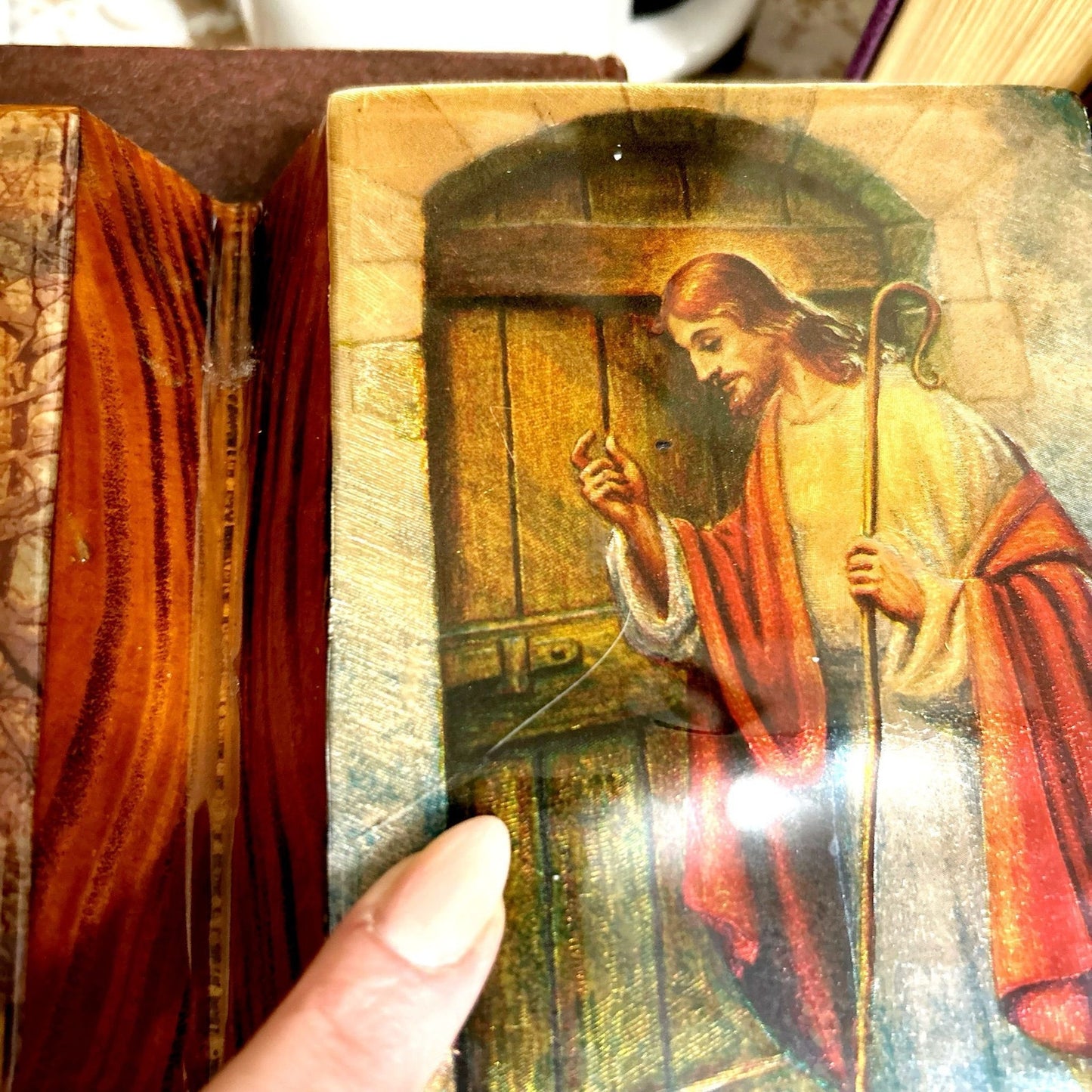 Jesus Art: Book- Shaped Wood J.C Imaginary