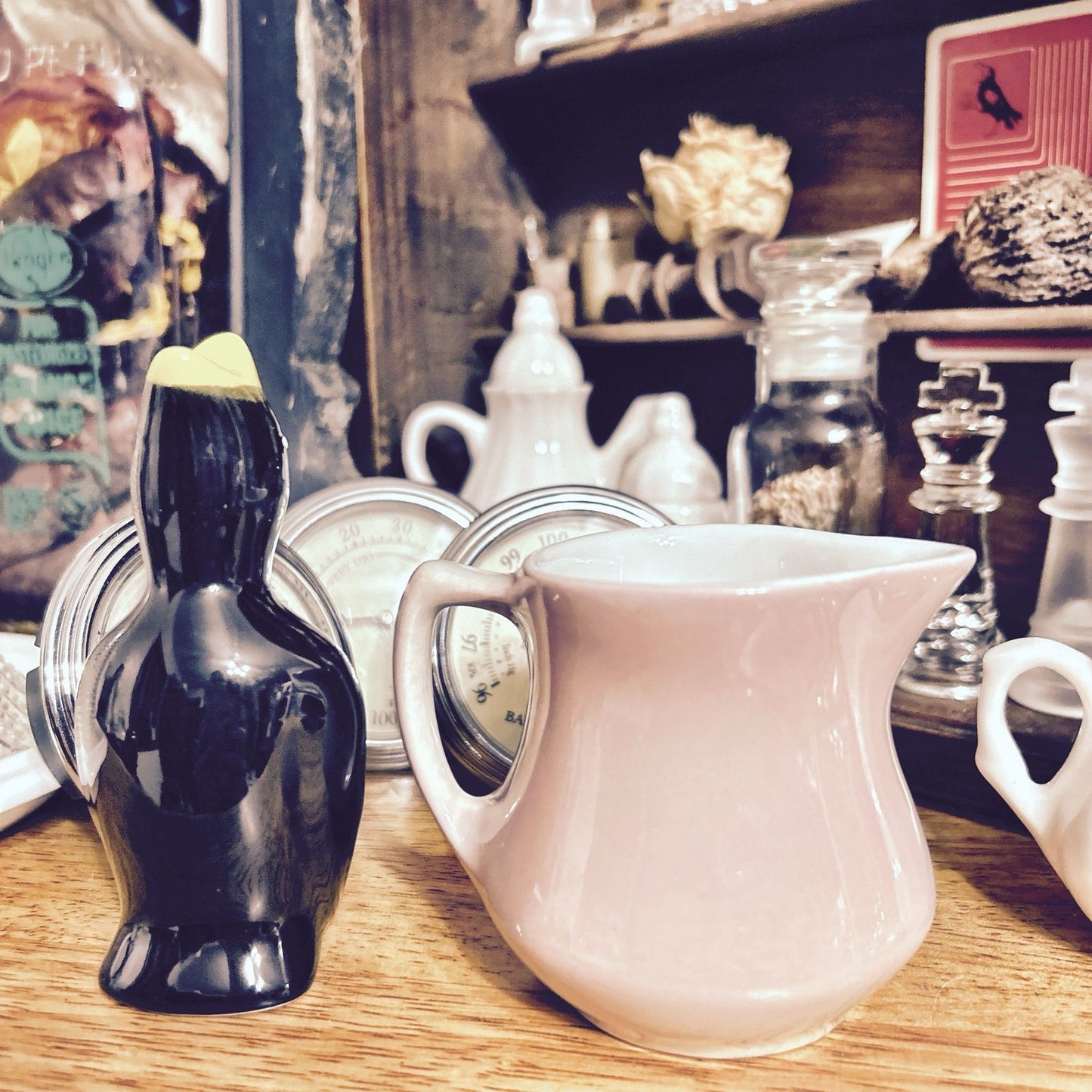 Creamer: Mauve & Cream  Color Shenango USA