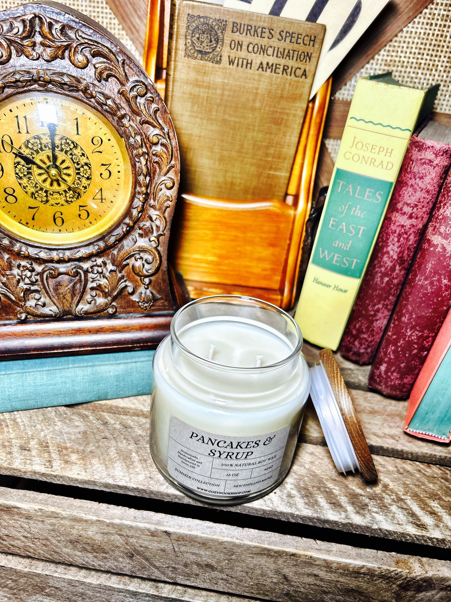 Pancakes & Syrup 16oz Candle